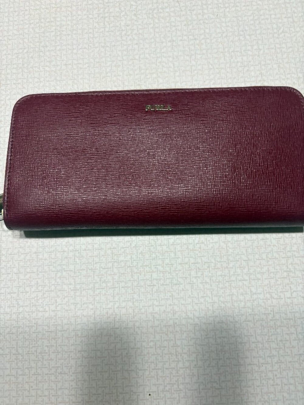Like New Burgandy Leather Zip Around Accordion Furla Wallet